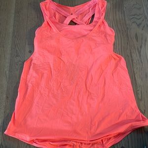 Lululemon Coral Built in Bra tank - sz 6